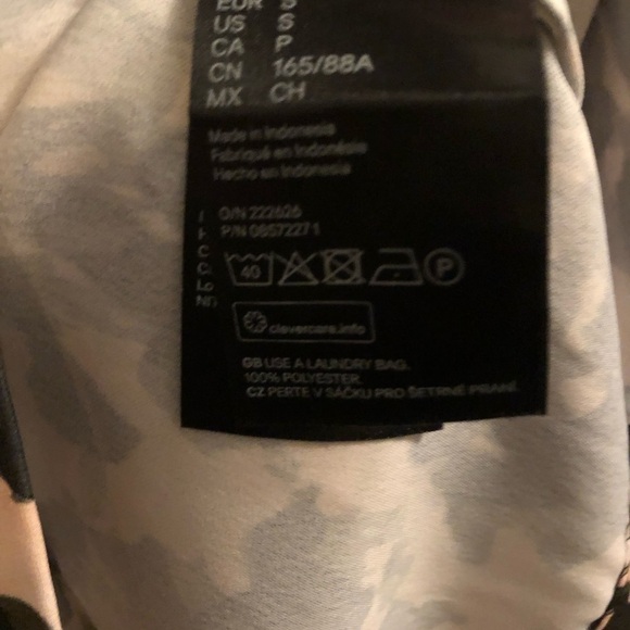 H&m Boat-neck Satin Dress - Picture 11 of 13